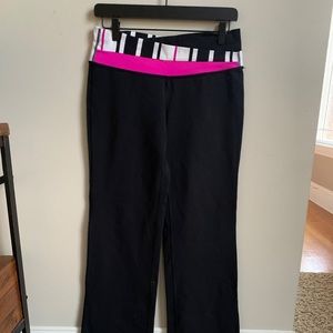 Lululemon Size 8 Flare Yoga pants